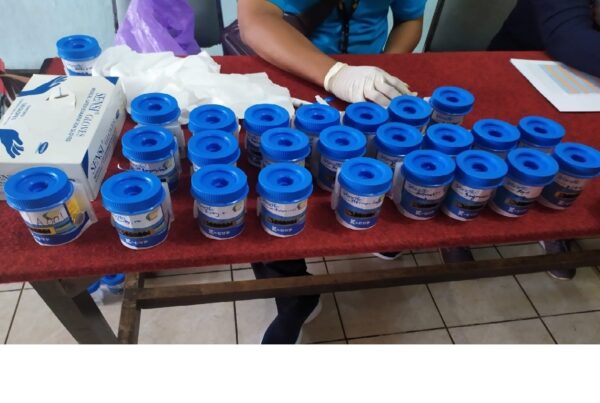 Petugas Rutan Kelas II B Pelaihari Test Urine Narkoba