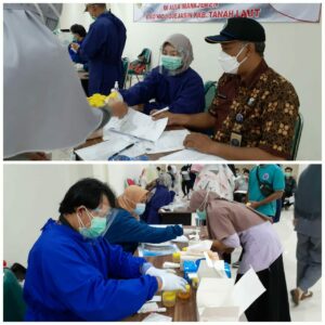 Kegiatan Pemberdayaan Masyarakat Melalui Test Urine Pegawai RSUD H. Boejasin Kab. Tanah Laut (Hari Kedua)