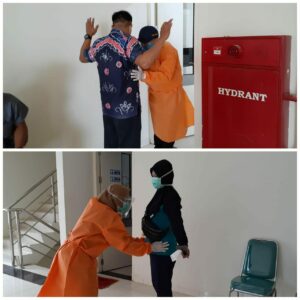 Kegiatan Pemberdayaan Masyarakat Melalui Test Urine Pegawai RSUD H. Boejasin Kab. Tanah Laut (Hari Kedua))