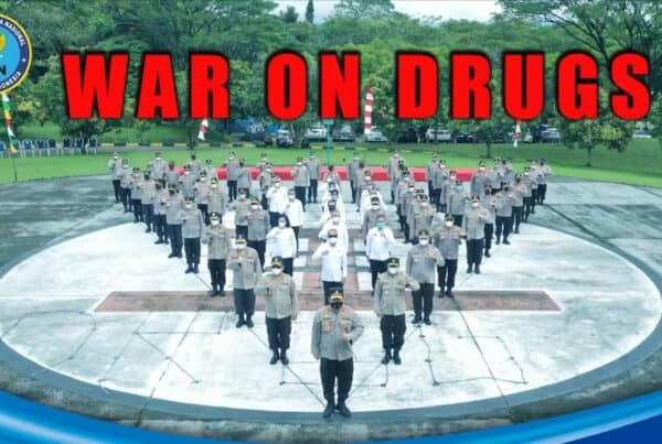 Kepala BNN RI Launching Lagu "War On Drugs" Kepala BNN RI Launching Lagu “War On Drugs”